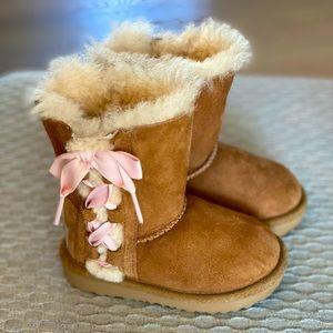 UGG Toddler Pala Boot SZ 7